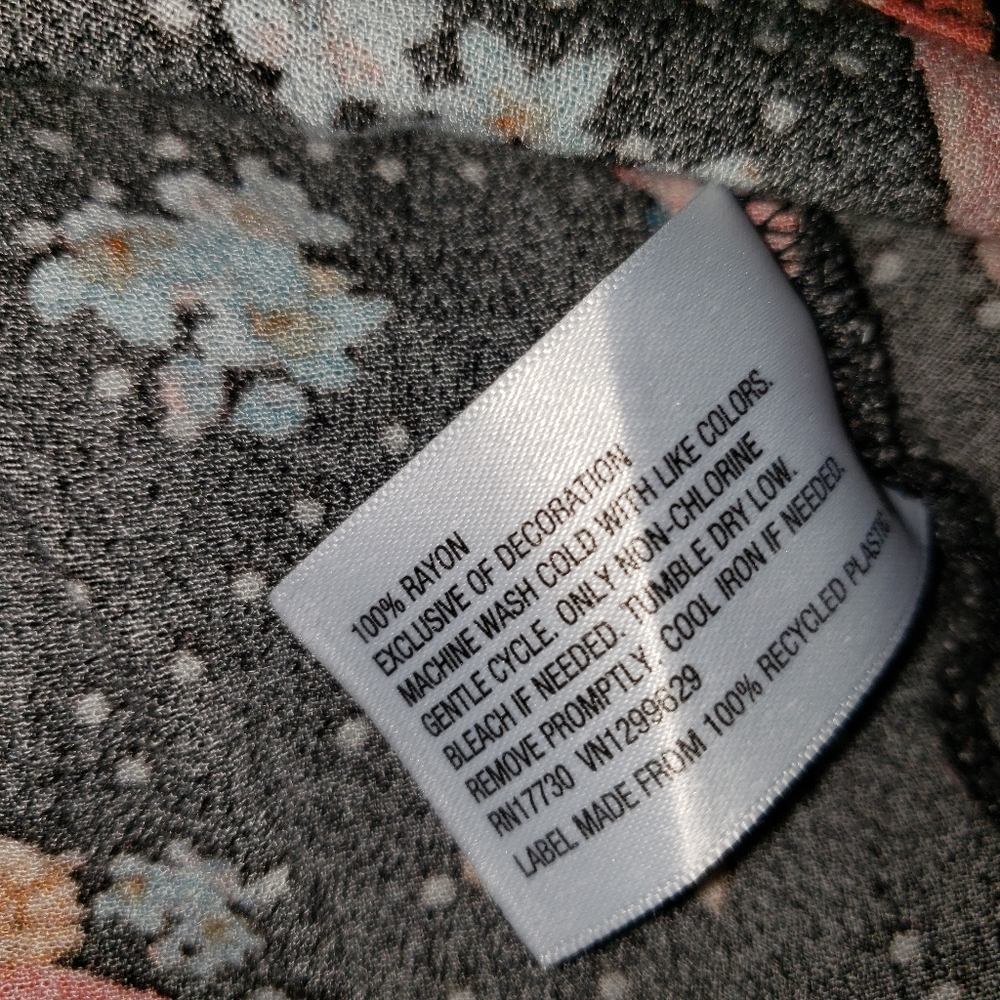 Xhilaration Girls XL Black Floral dress with beautiful back design - Picture 8 of 9